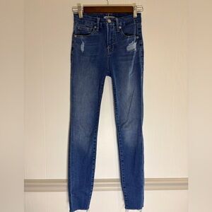 Good American Distressed Skinny Jeans
